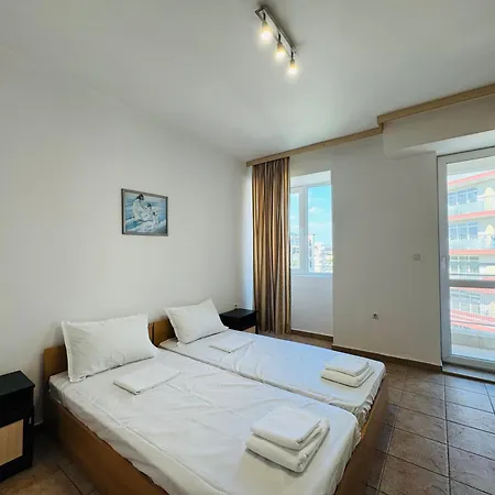 Sunny House 304 Three Bedroom Apartment Sunny Beach
