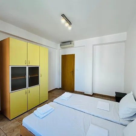Sunny House 304 Three Bedroom Apartment Sunny Beach