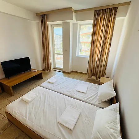 Apartment Sunny House 304 Three Bedroom *