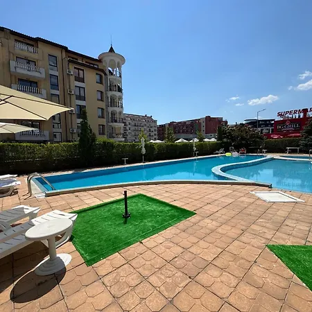 Sunny House 304 Three Bedroom Apartment Sunny Beach